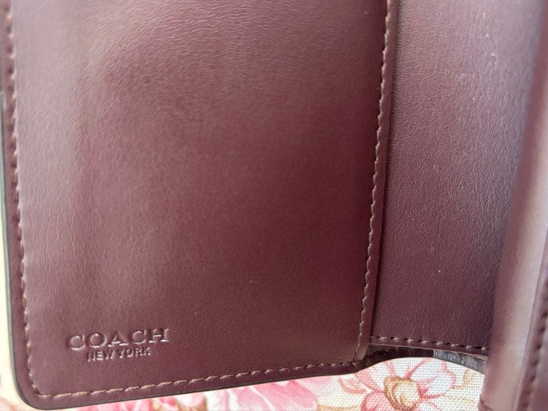 COACH レッド 二つ折り財布