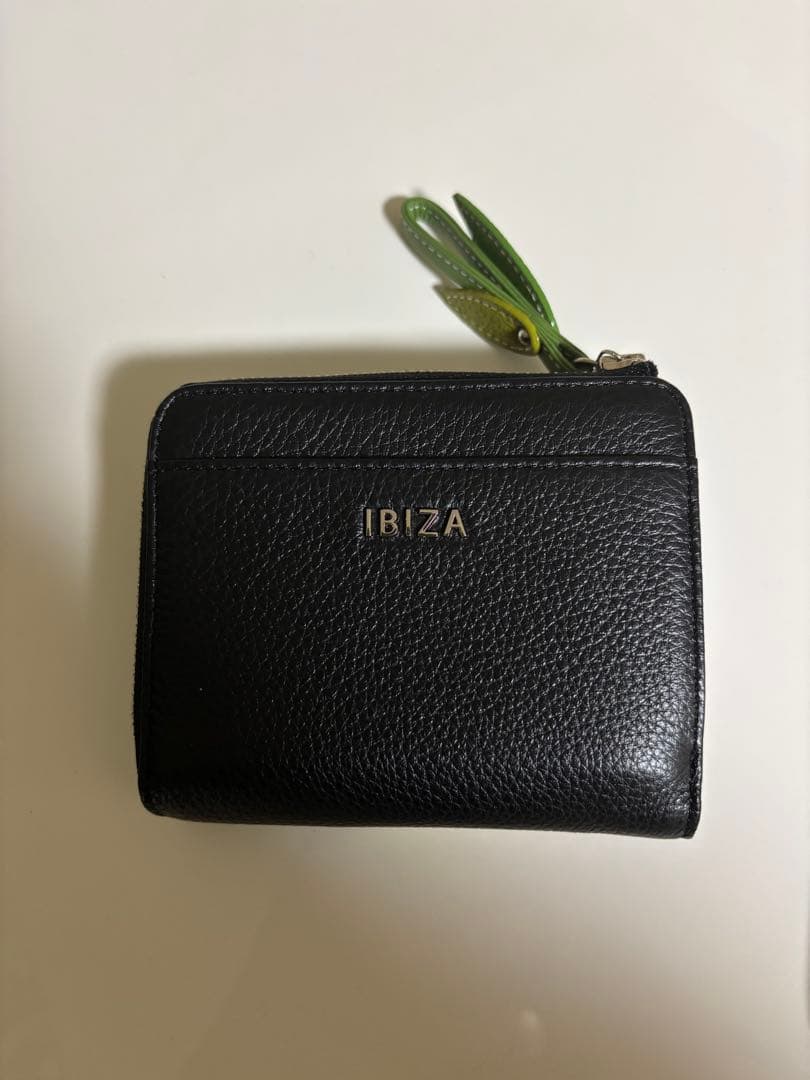 【新品未使用】IBIZA パンダデザイン 二つ折り財布