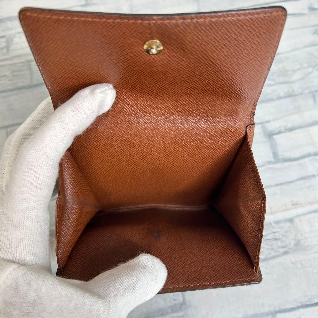 美品　50 VUITTON ルイヴィトン モノグラム Wホック 二つ折り　kv5