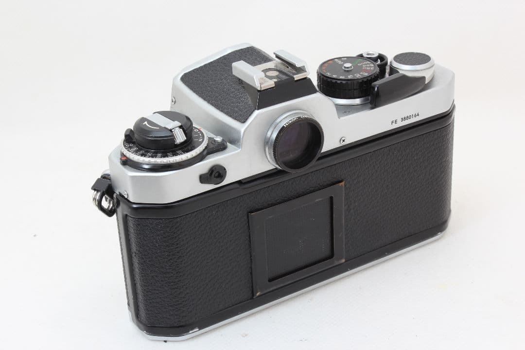 良品 Nikon FE シルバー ボディ 完動品