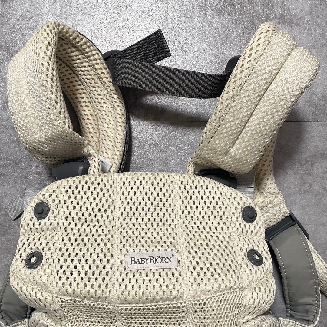 人気✨babybjorn ベビービョルン ハーモニー 抱っこ紐 クリーム