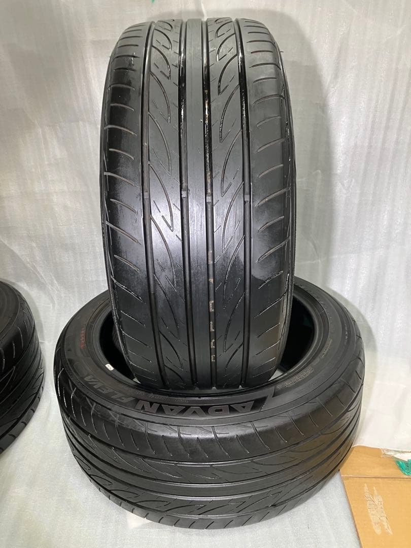タイヤ ヨコハマ　アドバン FLEVA V701 235/45R17 4本セット
