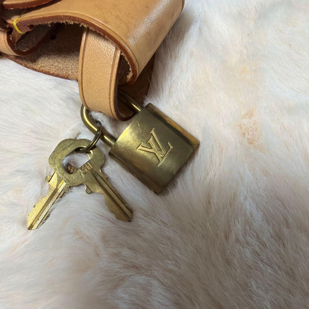 Louis Vuitton ラゲッジタグ 鍵付き