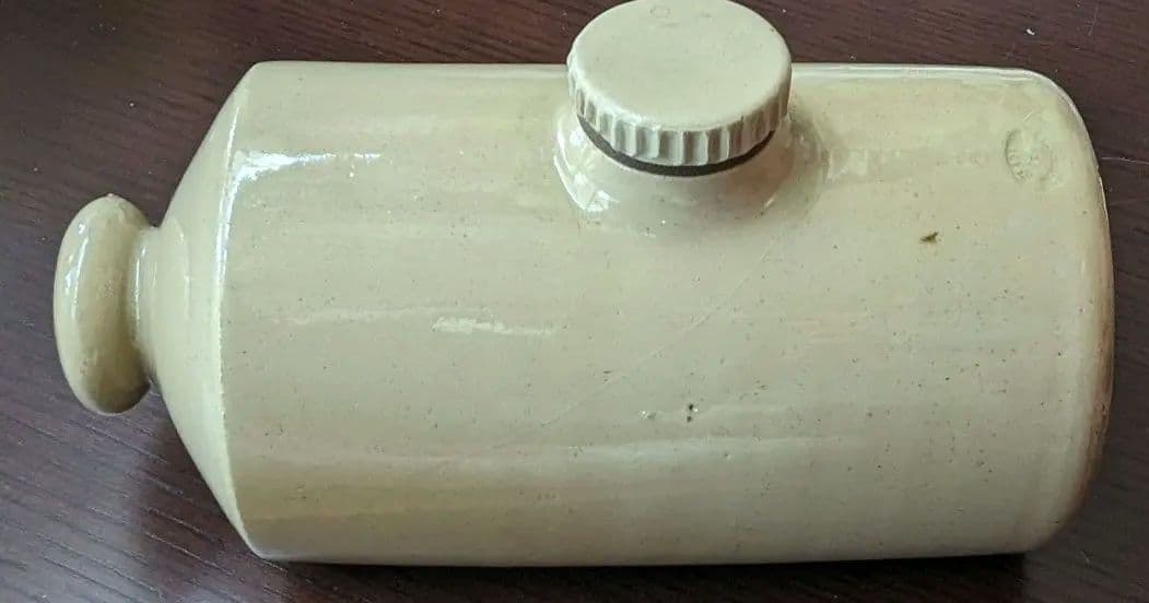 レトロ湯たんぽ　陶器　匿名配送　おしゃれ湯たんぽ　冬　足暖