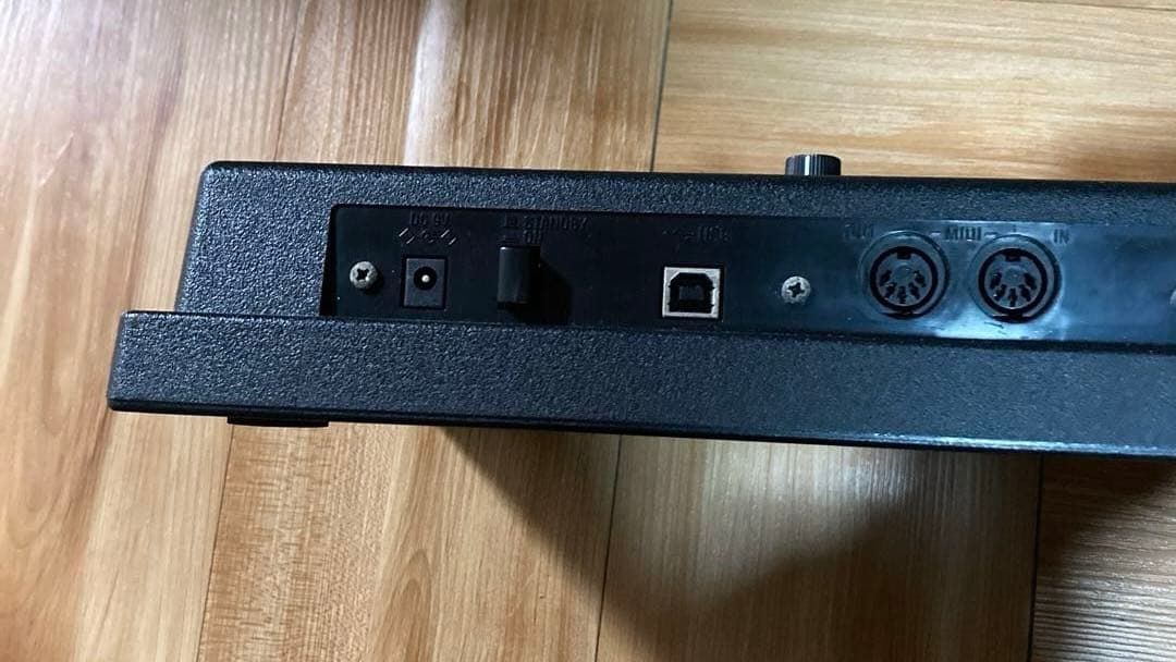 ジャンク品　KORG microKORG XL シンセサイザー