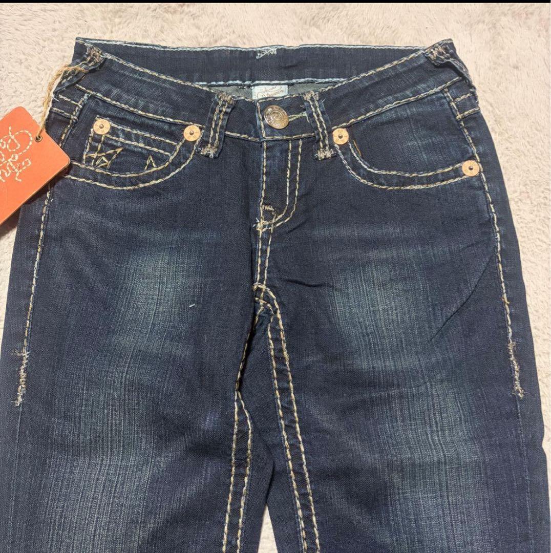 True Religion フレアデニムパンツ