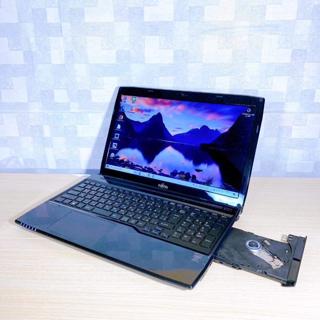 設定済み/HDD500GB/メモリ8GB/カメラ/ノートパソコン/Core i3