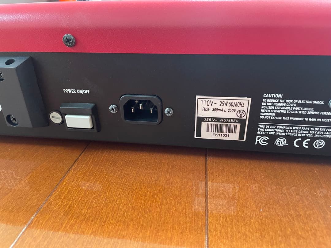 ⭐︎Rさま専用⭐︎【美品】Nord Electro 4 HP 専用ケース付き