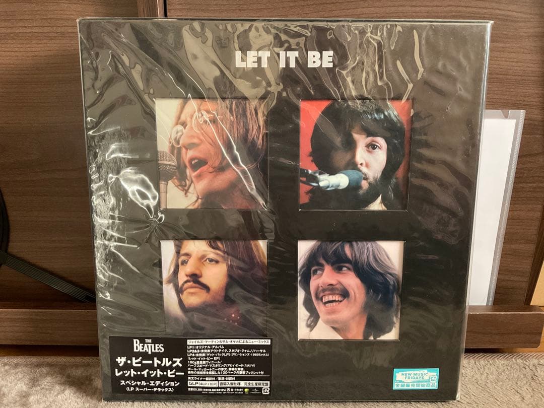 ビートルズ　LET IT BE スーパーデラックスLP
