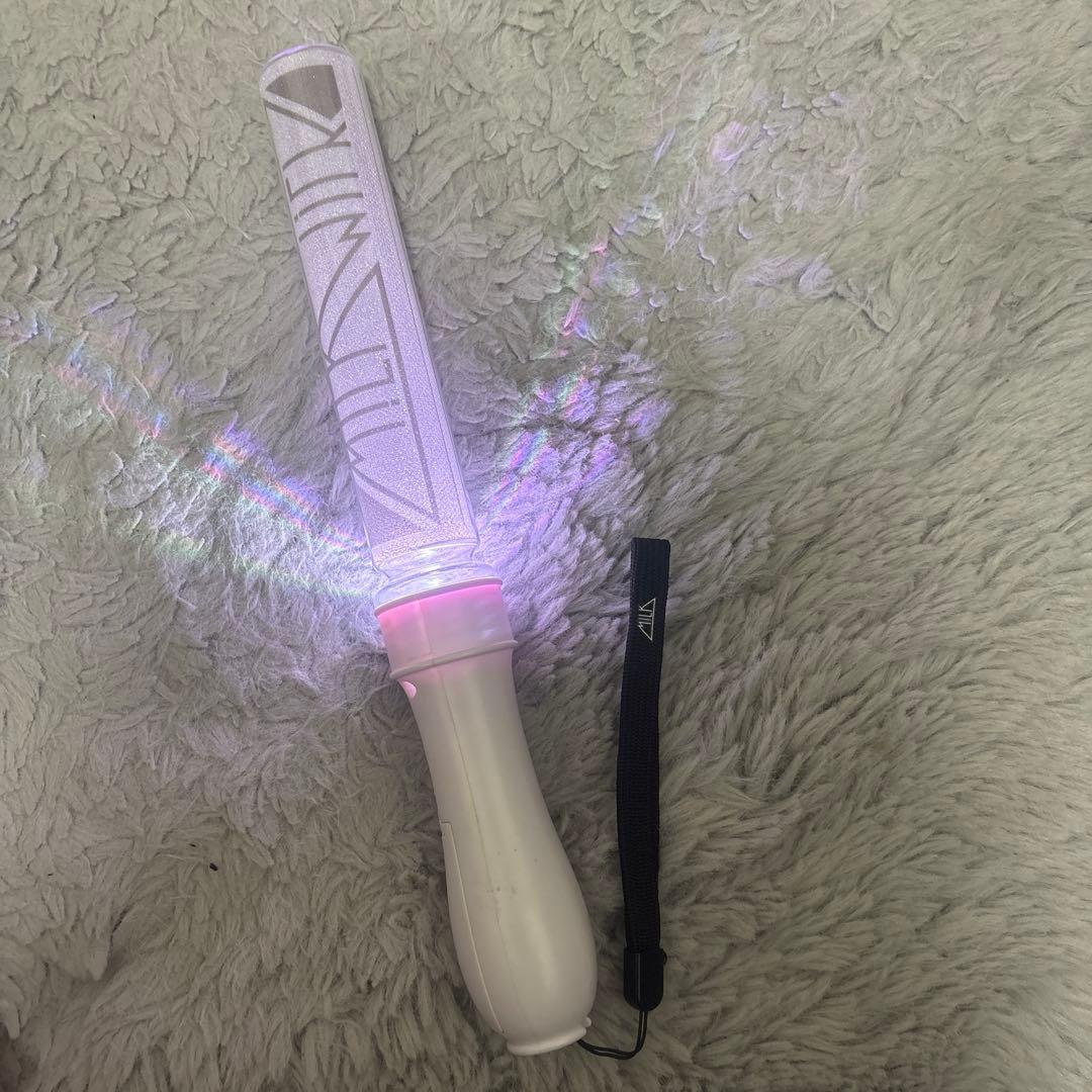 M!LK カラチェン ペンライト