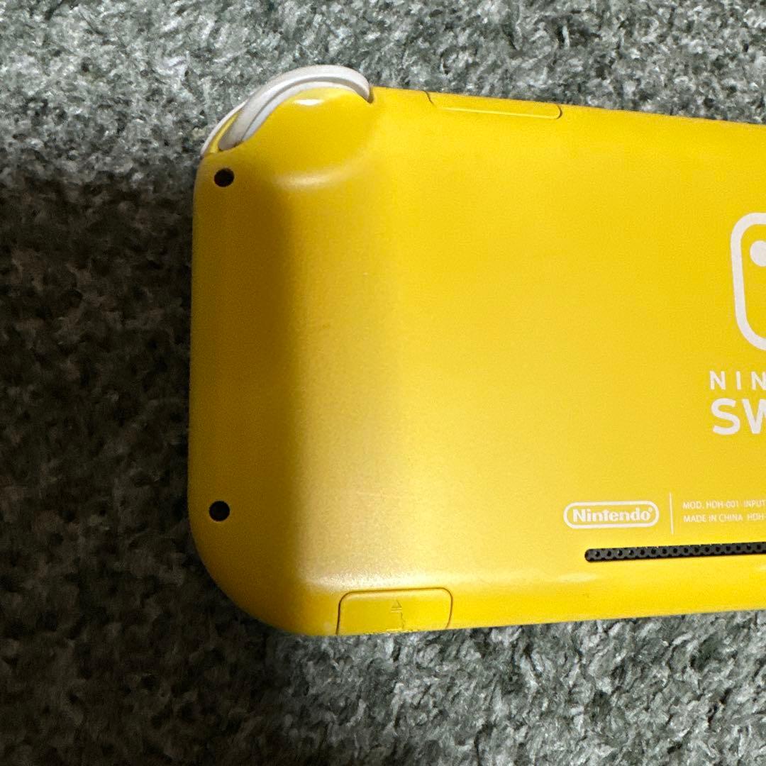 Nintendo　Switch　ライト