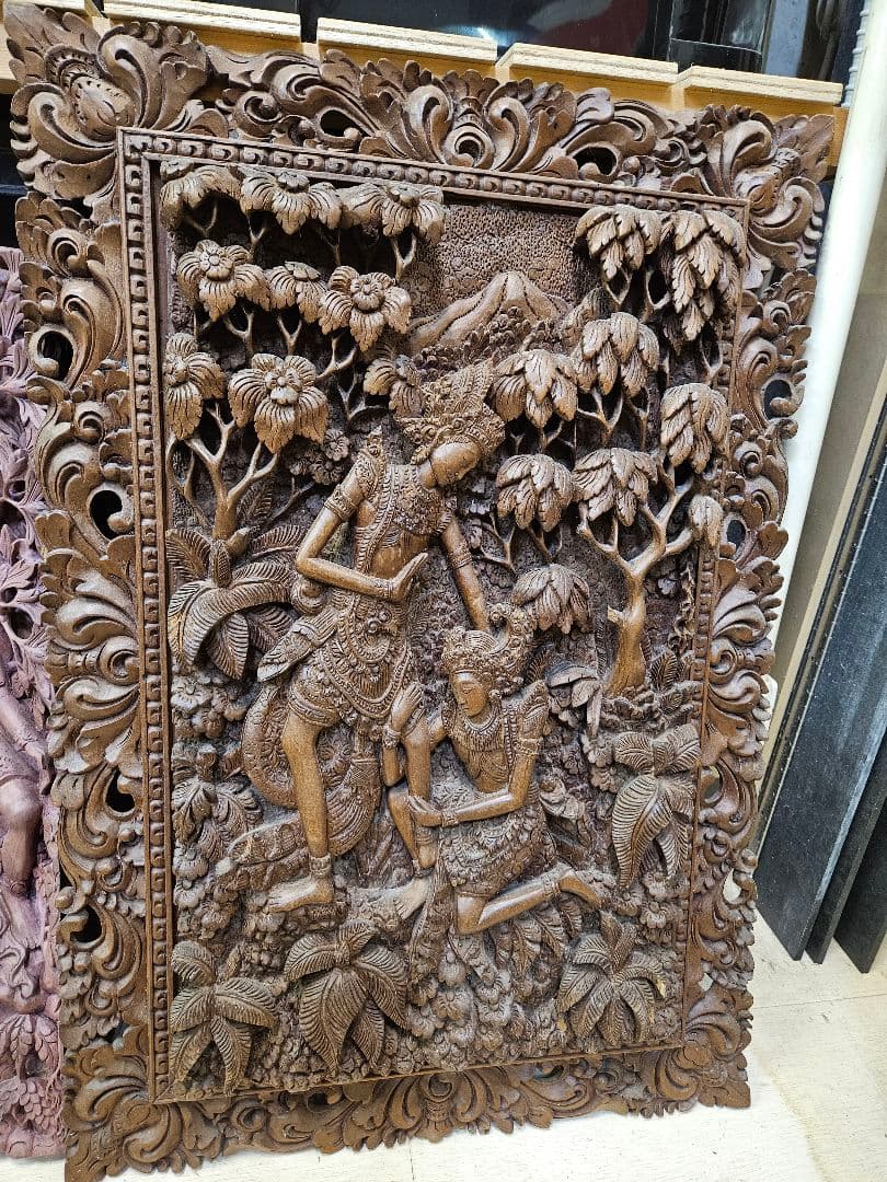 透かし彫り　一枚板　工芸品　2種類セット