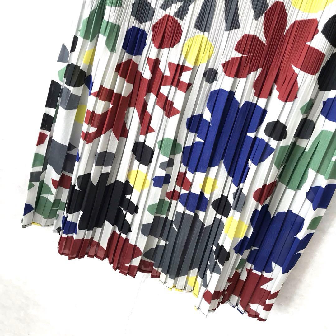 PLEATS PLEASE イッセイミヤケ フラワー プリーツ スカート 1