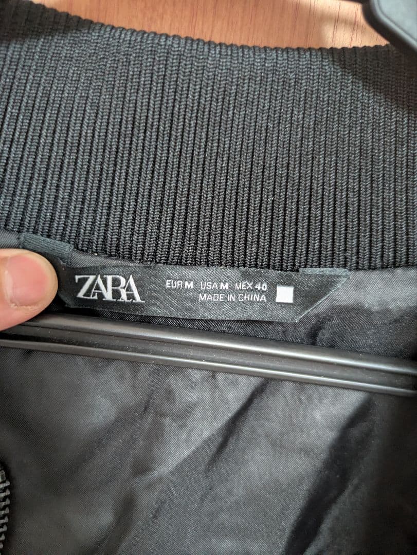 新品未使用品）ZARA (ザラ) のスパンコールボンバージャケット