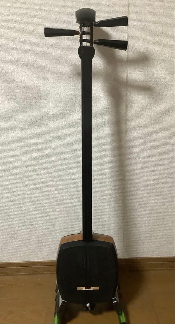 東亜楽器製津軽三味線 ネグロブランコ-negro blanco-【延べ棹人工皮】