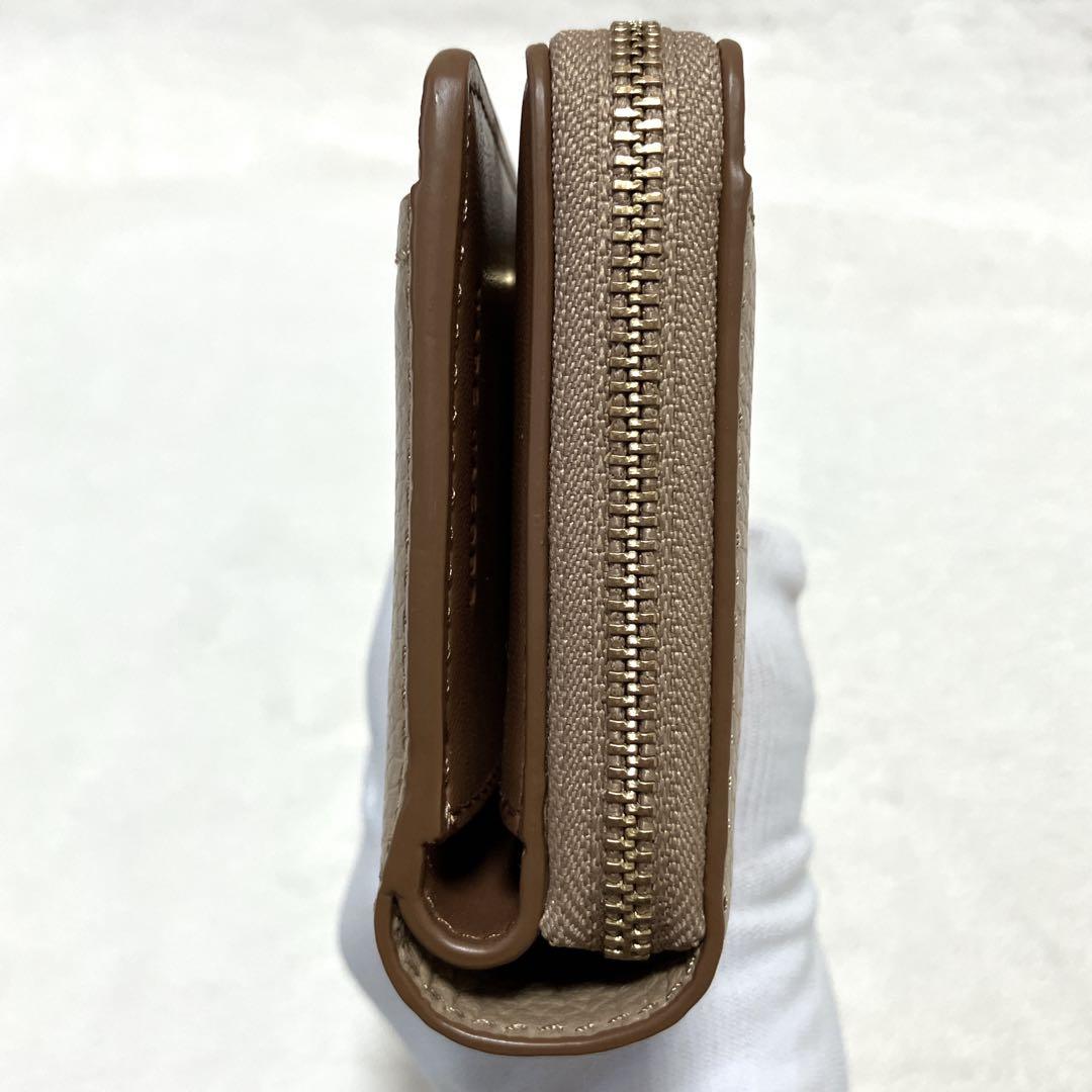 未使用級　マークジェイコブス　二つ折り財布　ザ　レザーミニコンパクトウォレット