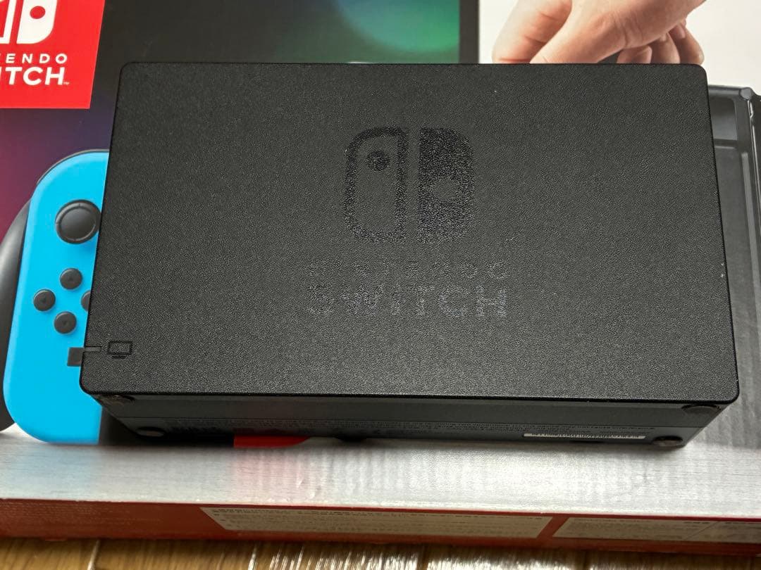 Nintendo Switch ニンテンドースイッチ　本体　任天堂