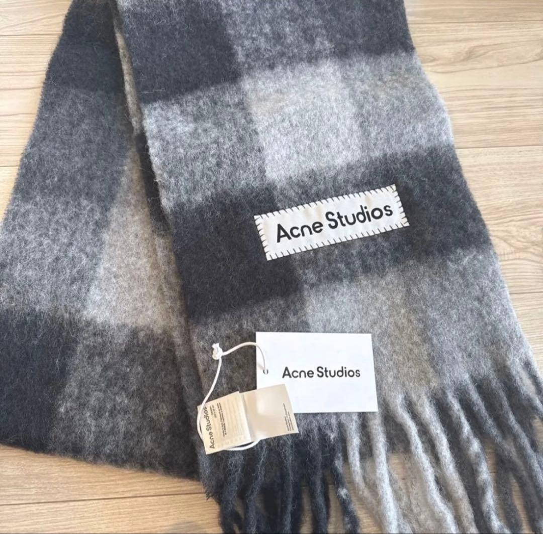Acne Studios チェック柄マフラー グレー系