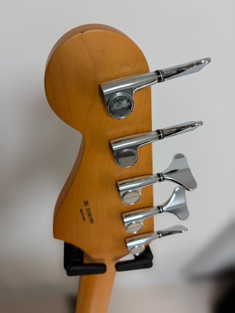 ベース Fender Deluxe Jazz Bass Kazuki Arai Edit