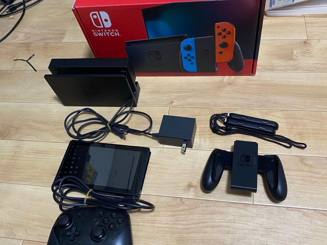 Nintendo Switch1 本体　ジョイコン無し