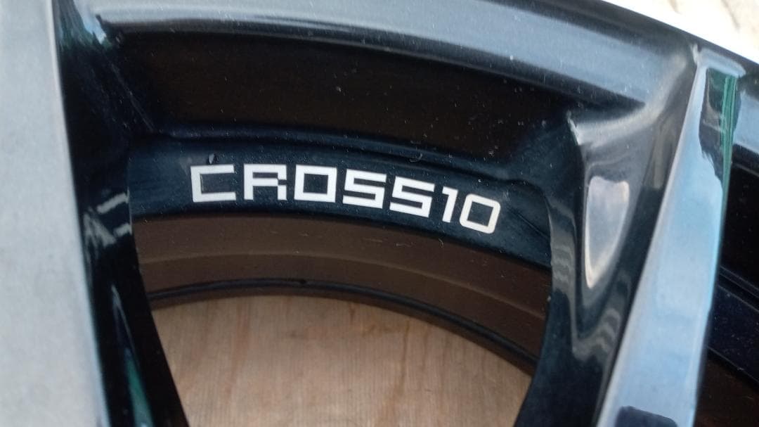 アルミホイール　LMスポーツ　CROSS10　１６インチ（２本）