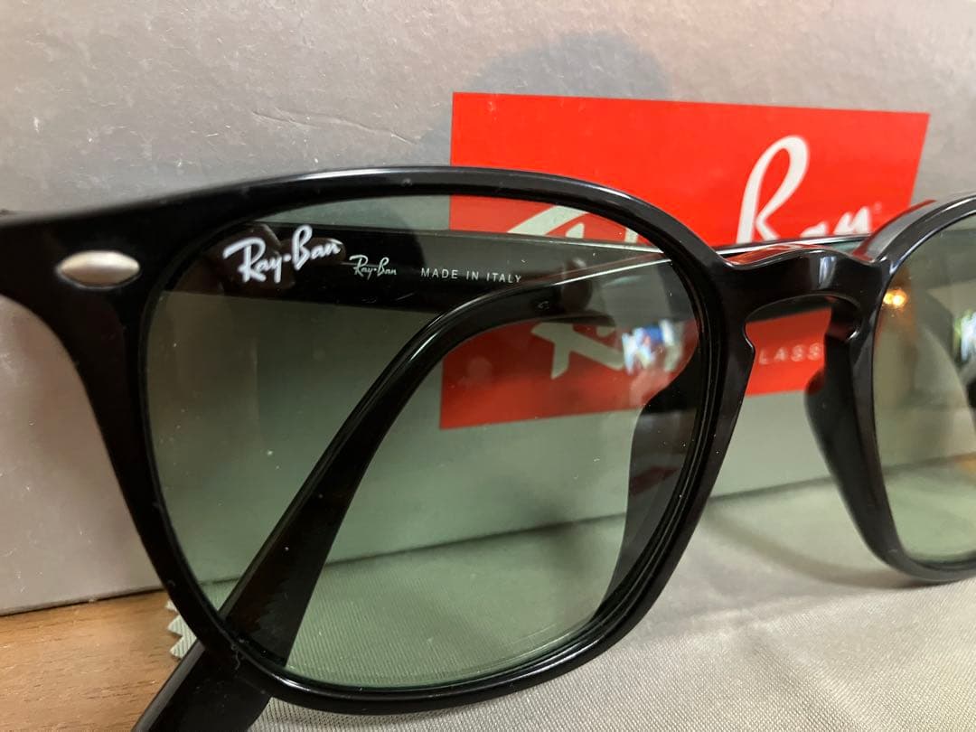 T*M様 美品。Ray-Ban RB4258 F サングラス