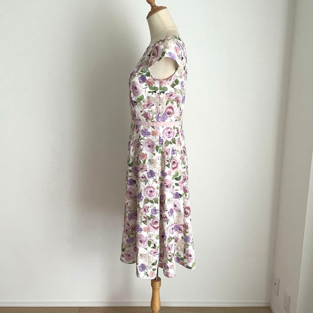極美品♡トッカ　洗える　花柄　ピンクベルト　キャップスリーブ　バラ　薔薇