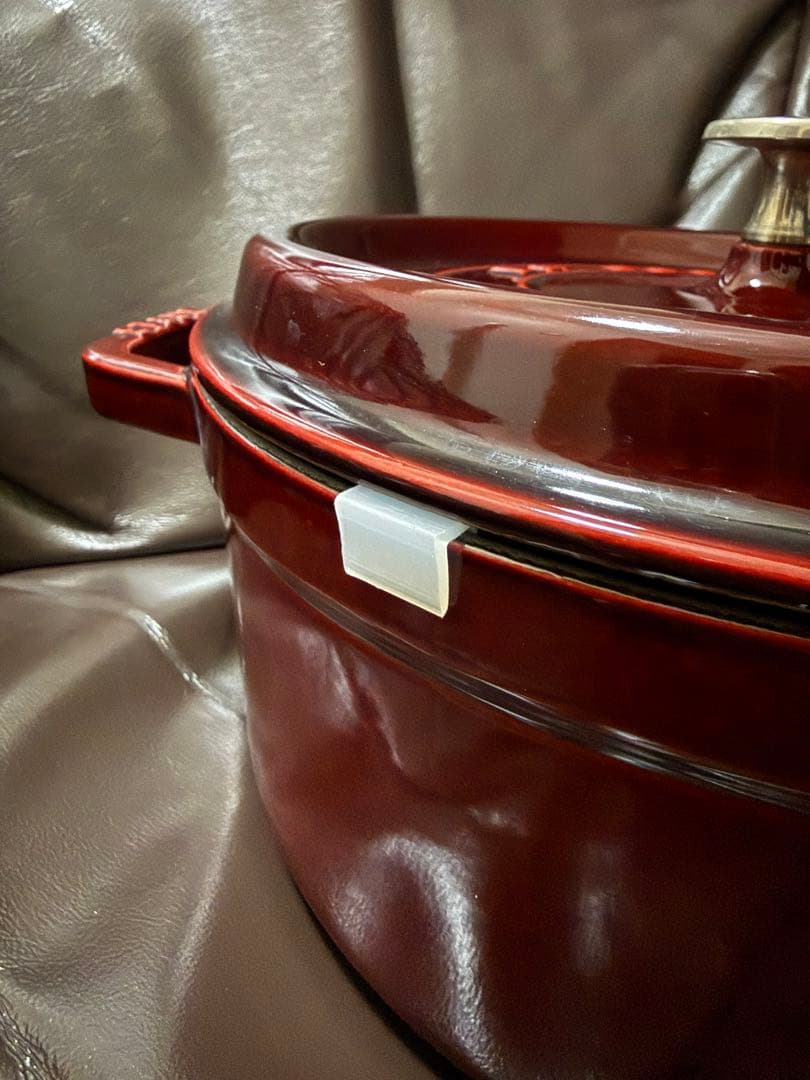 STAUB★ストウブ★ピコ・ココット　ラウンド★24cm★グレナディンレッド