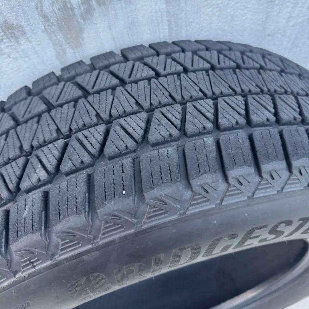 bj　BLIZZAK DM-V3 215/70R16 4本組のうち①