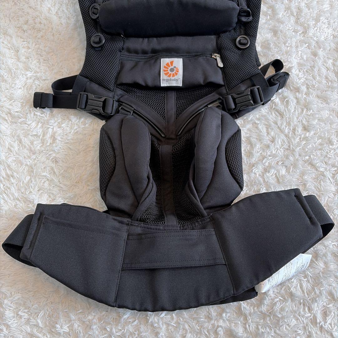 ergobaby OMNI 360 美品✨ブラック抱っこ紐 新生児　ベルト付属