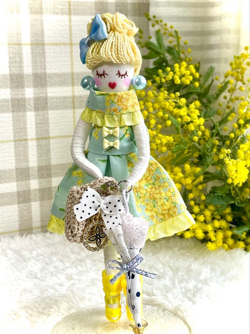 リントンツイード❤️ピンクサテンスカート❤️ハンドメイド♡ドールチャーム
