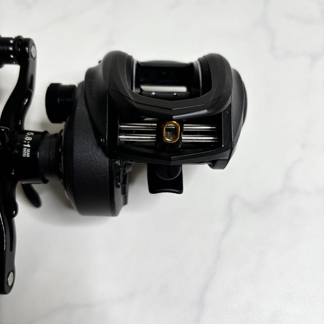 Abu Garcia REVO BEAST 40-HS レボビースト バス釣り