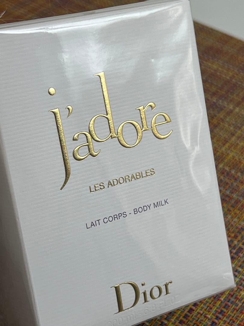 ✨未開封品✨Diorディオール　jadoreジャドール　ボディミルク　200ml