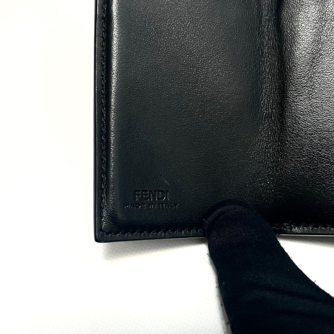 希少✨フェンディ 三つ折り財布 FFロゴ エフイズ エンボス レザー ブラック