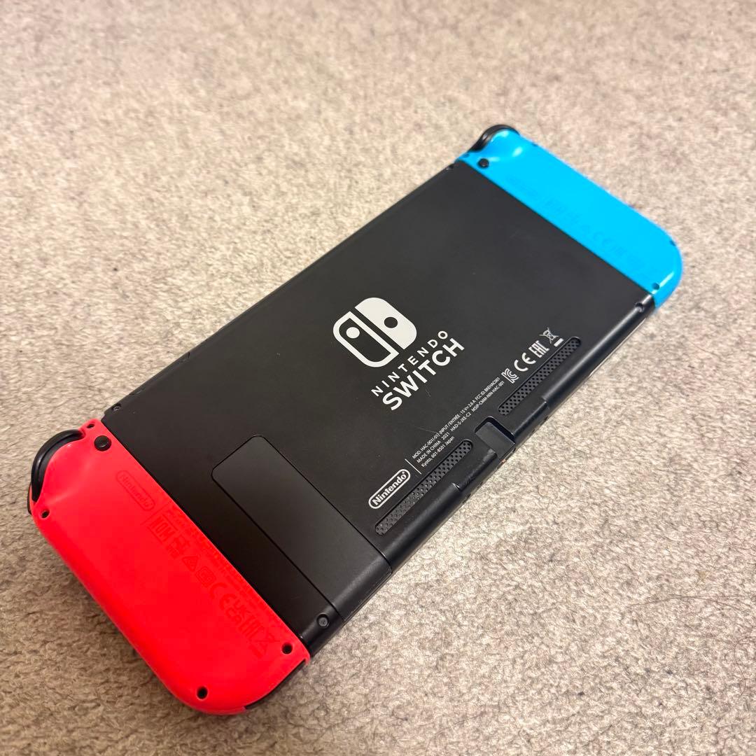 Nintendo Switch 本体 青/赤ジョイコン