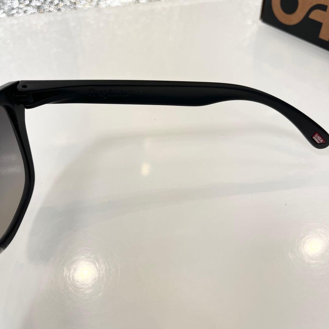 正規OAKLEYオークリーfrogskinsフロッグスキン9245 D0アジアン