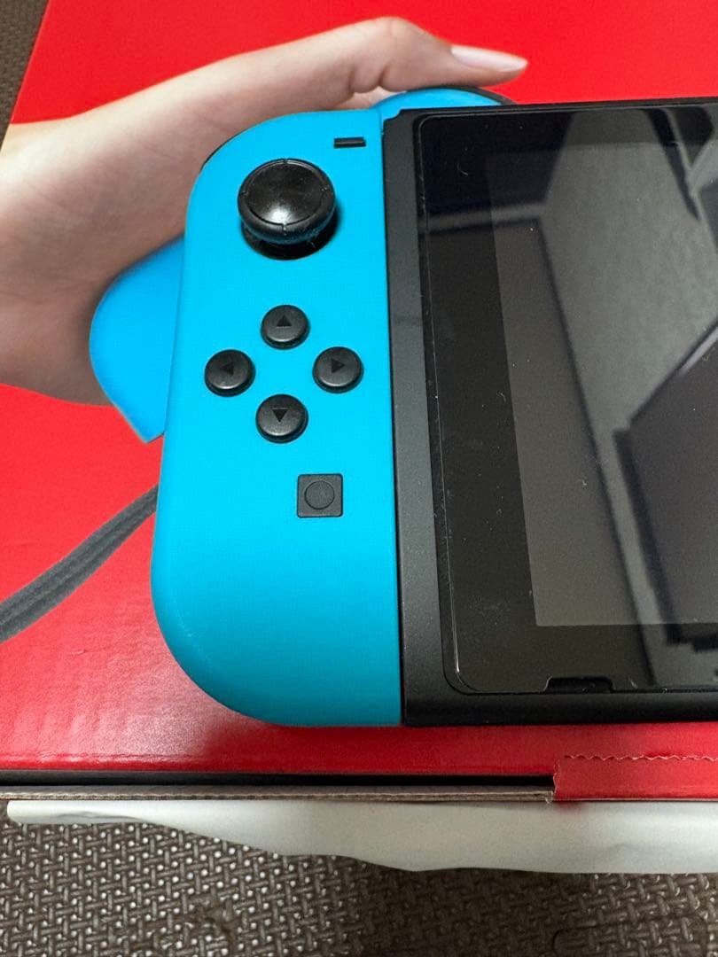 Nintendo Switch 本体 付属品全部有り動作確認済　ケース付き