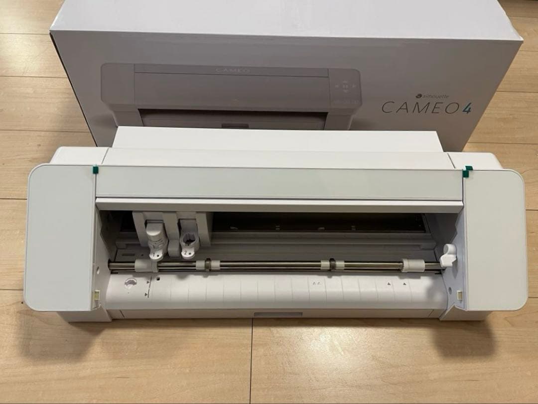 Silhouette CAMEO4 カッティングマシン ホワイト