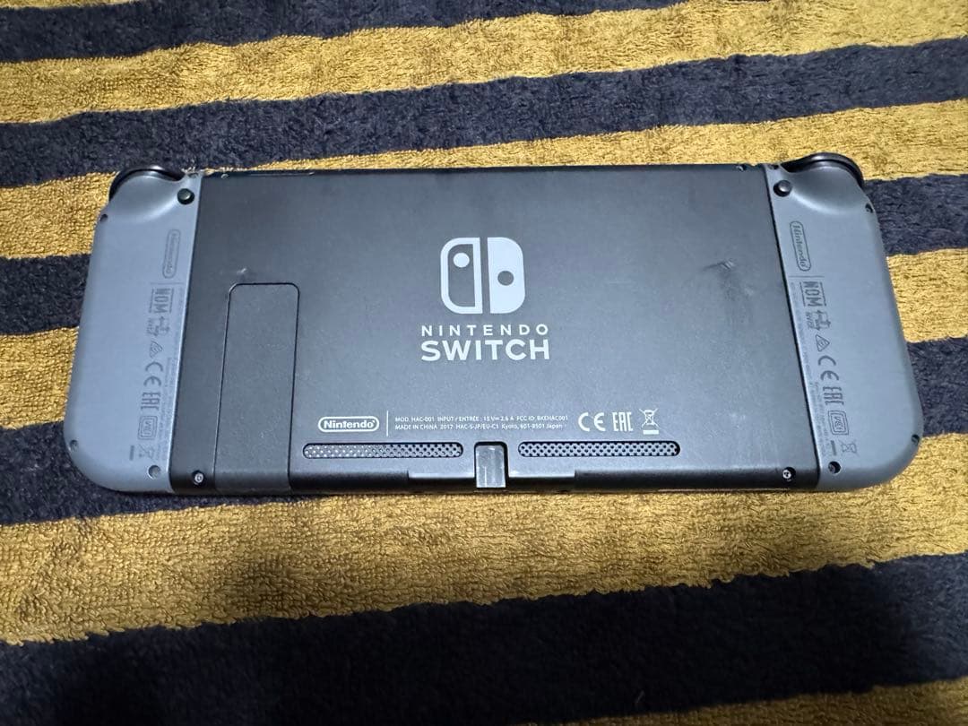 【ケン】Nintendo Switch 本体 グレー　付属品完品