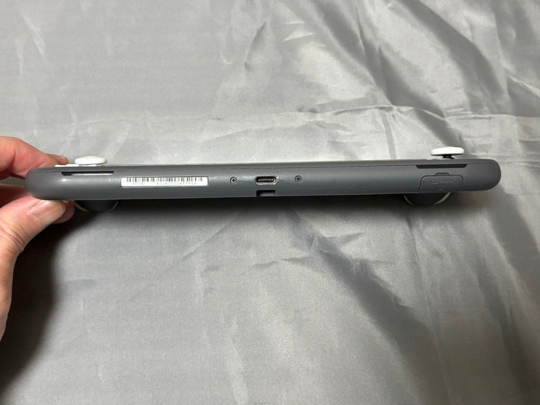 ニンテンドースイッチライト　グレー 本体（保護ガラス付）　ケース付16GB付き