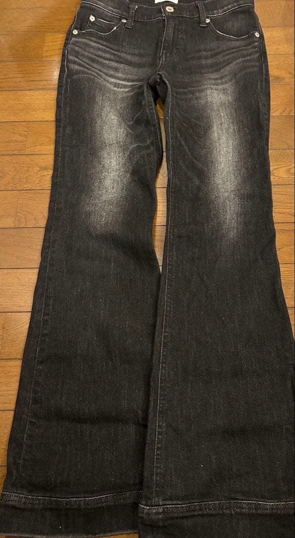 【美品】ラグアジェム　LEDA LOW WAIST FLARE デニム