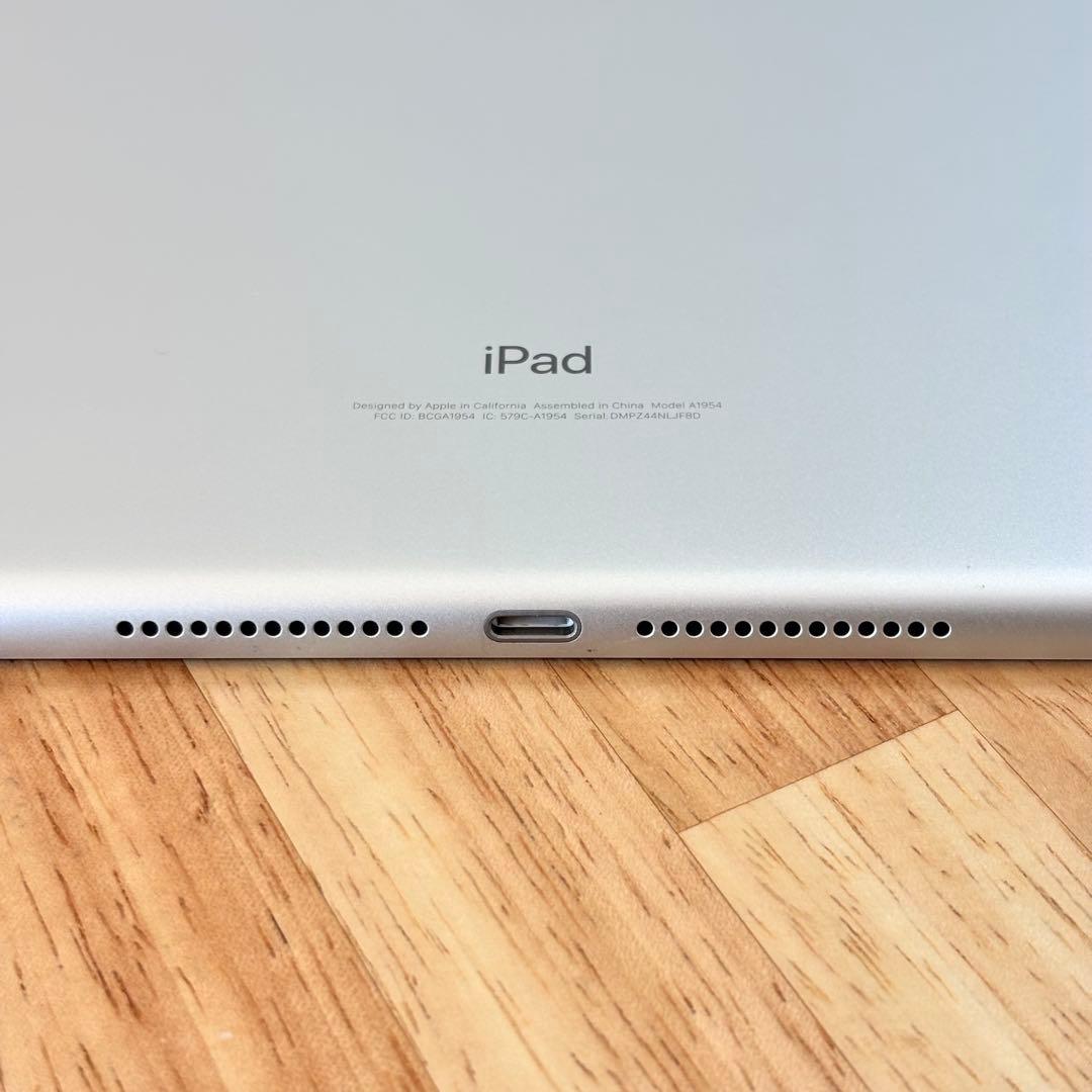 ⭐︎美品⭐︎ iPad 第6世代 32GB SIMフリー
