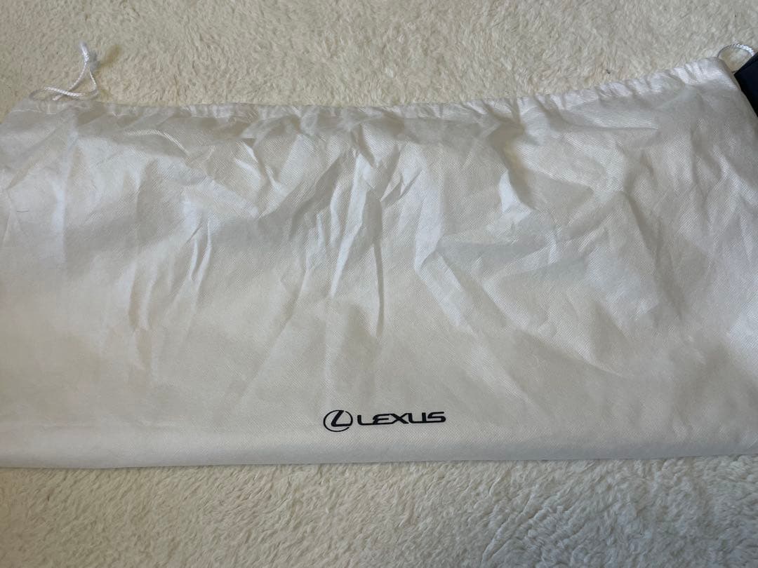 Lexus ボストンバッグ（パンチングレザー）