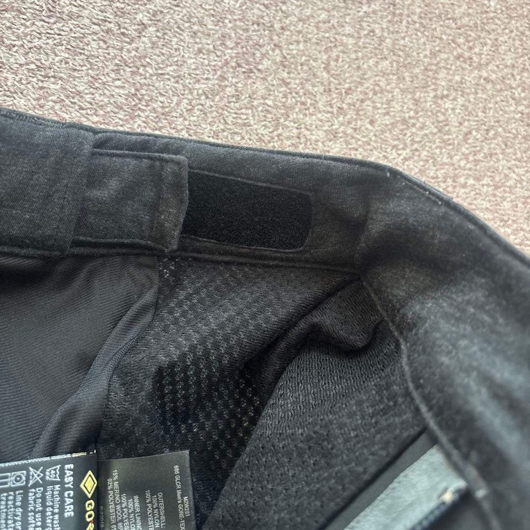 686 シックスエイトシックス GORE-TEX スノーボードパンツ