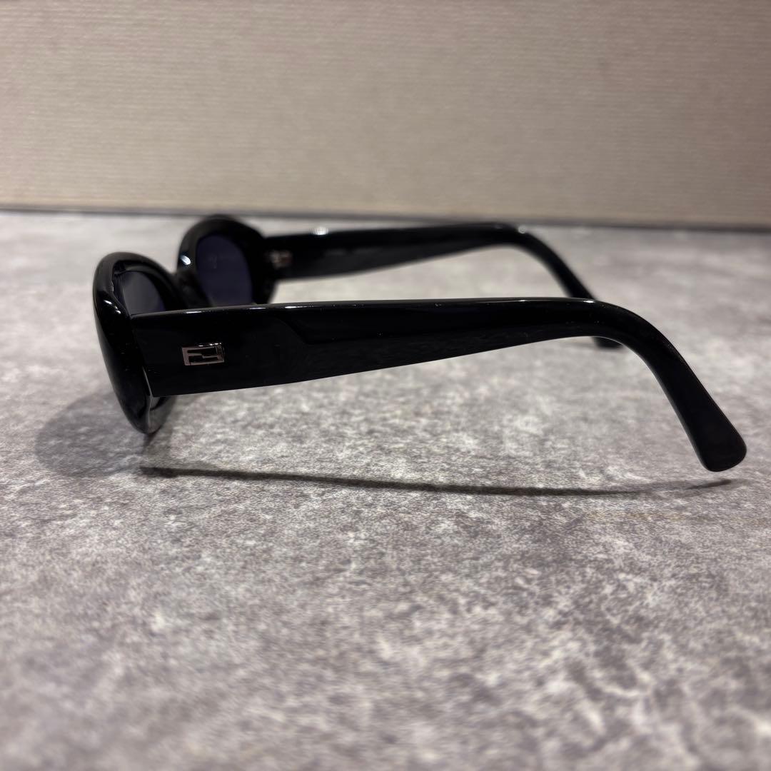 小物 FENDI Side Logo Oval Sunglasses y2k
