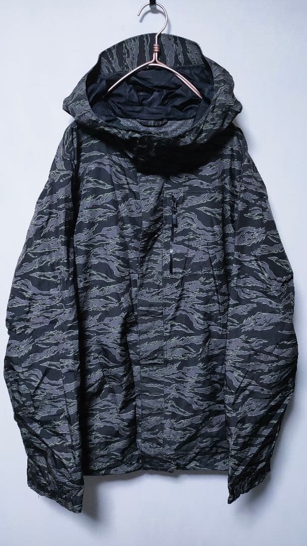 【VOLCOM ボルコム】 スノーボードウェア タイガーカモ ゴアテックス