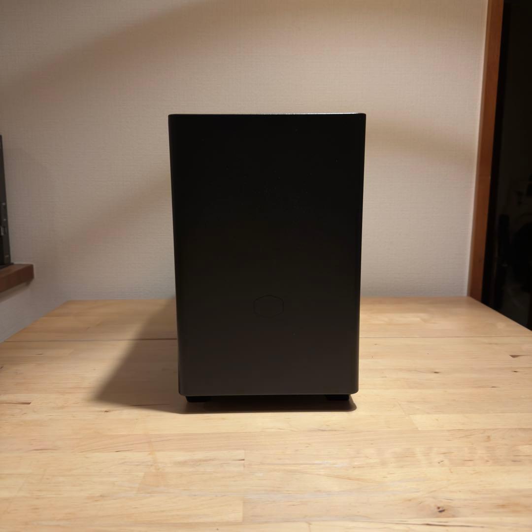 Cooler Master Masterbox NR200 mini-ITX用