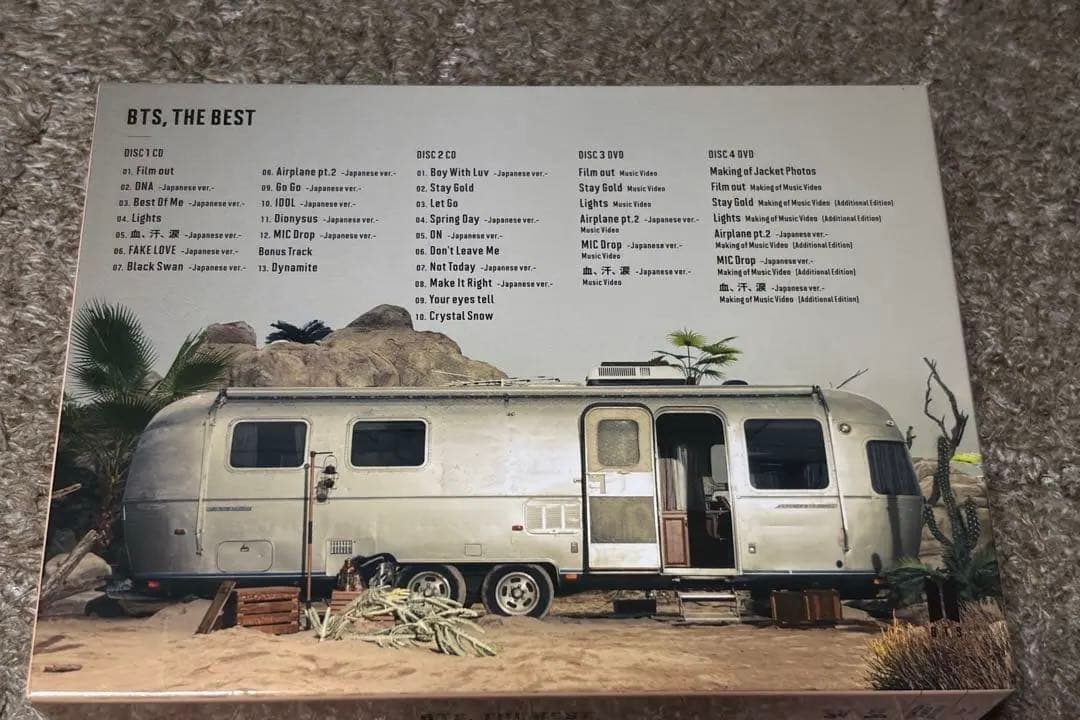 BTS, THE BEST(初回限定盤B 4DISCS 2CD+2DVD)