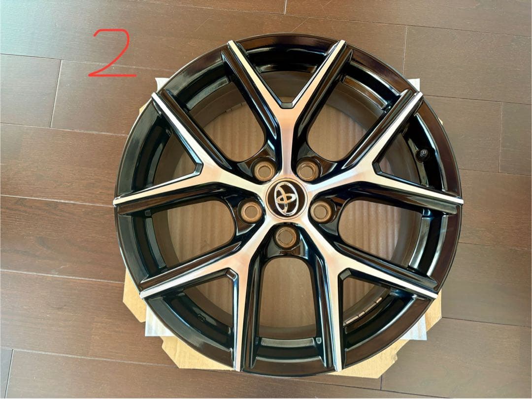 ◾️ノブです◾️ 60系ハリアー特別仕様車トヨタ純正ホイール18インチ4本