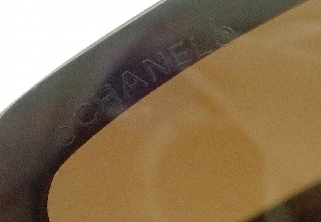【王の泰子】CHANELサングラスブラウングラデーションベッコウココマーク
